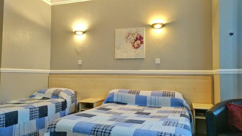 Hotel Avis 3*