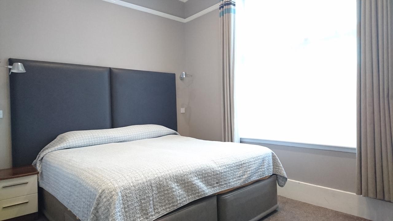 Avis 3* Bromley